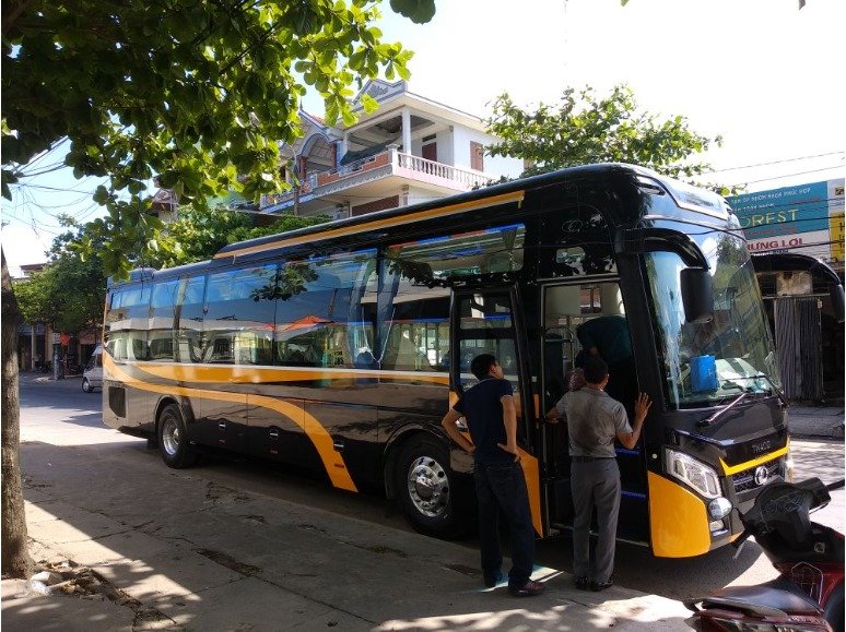 XE LIMMOSINE 29 CHỖ XE LIMMOSINE 29 CHỖ