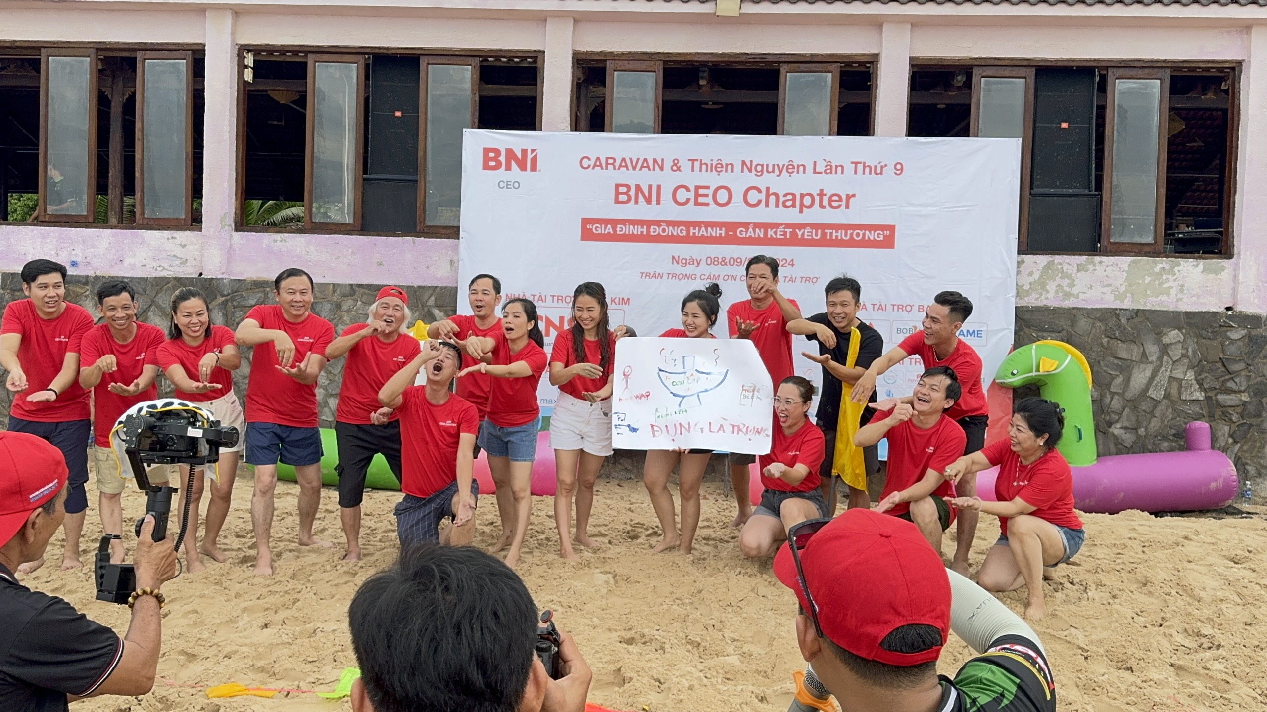 Hoat đông teambuidling tại Phan Thiết Hoat đông teambuidling tại Phan Thiết