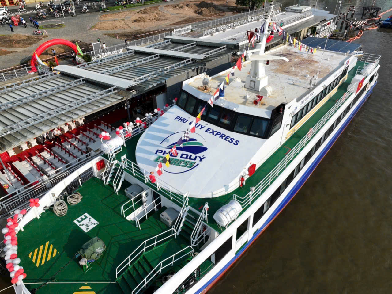 Tàu express Phú Quý Sài Gòn Côn Đảo Tàu express Phú Quý Sài Gòn Côn Đảo