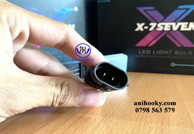 làm sạch các khớp nối bóng đèn led đảm bảo không ri sét làm sạch các khớp nối bóng đèn led đảm bảo không ri sét