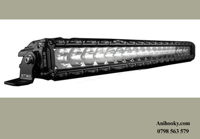 Đèn LED dạng thanh chiếu sáng tốt, độ bền cao, dễ lắp theo trục trần xe. Đèn LED dạng thanh chiếu sáng tốt, độ bền cao, dễ lắp theo trục trần xe.