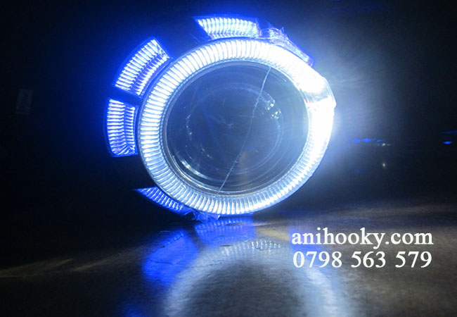 ánh sáng đèn bi xenon vượt trội giúp người lái không mỏi ánh sáng đèn bi xenon vượt trội giúp người lái không mỏi