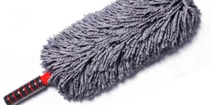 Chổi lau xe - Phụ kiện không thể thiếu của các bác tài