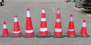 CỌC TIÊU PHÂN LÀN GIAO THÔNG CÓ VẠCH PHẢN QUANG