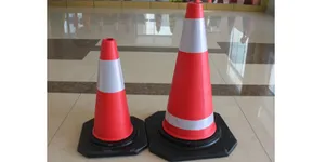 CỌC TIÊU GIAO THÔNG CHÓP NÓN CÓ QUAI CAO 75CM GIÁ RẺ