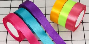 DÂY RUY BĂNG TRANG TRÍ CÂY THÔNG NOEL, TRANG TRÍ HỘP QUÀ GIÁNG SINH