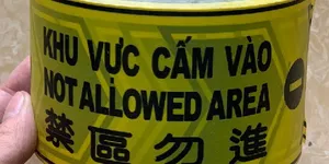 SỈ LẺ CUỘN BĂNG RÀO CHẮN CÔNG TRÌNH GIÁ TỐT GIAO TẬN NƠI