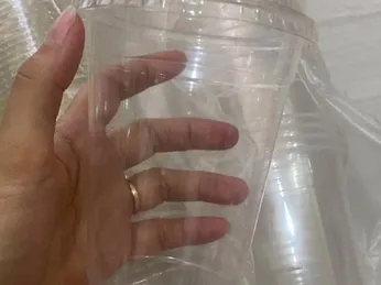 CÔNG TY SẢN XUẤT VÀ PHÂN PHỐI SỈ LẺ LY NHỰA