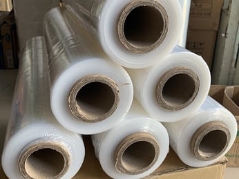 SỈ LẺ MÀNG PE QUẤN TAY CUỘN 2.2KG, 2.4KG