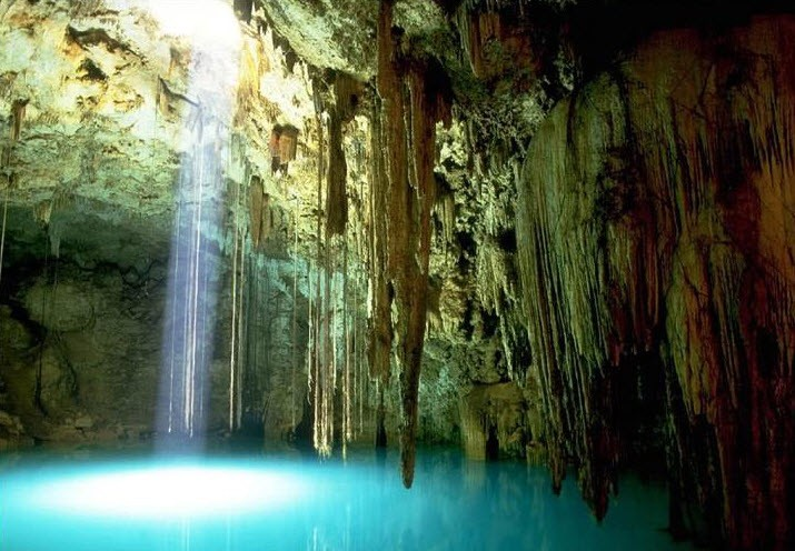 Động Tiên Sơn được hình thành cách đây hàng chục triệu năm và được ví như chốn bồng lai tiên cảnh Động Tiên Sơn được hình thành cách đây hàng chục triệu năm và được ví như chốn bồng lai tiên cảnh