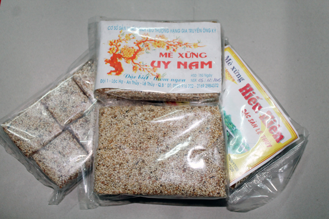 Sản phẩm kẹo mè xửng cổ truyền ông Ký Sản phẩm kẹo mè xửng cổ truyền ông Ký