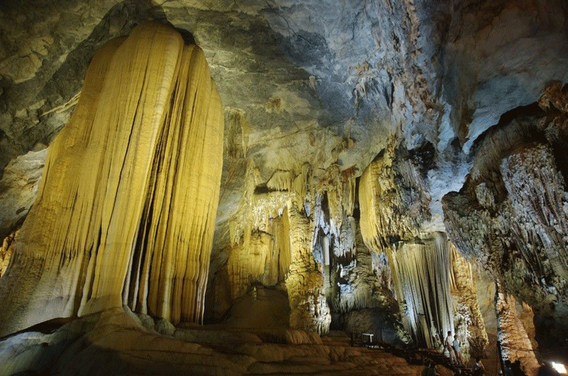 Tour Động Thiên Đường – Suối nước Moọc