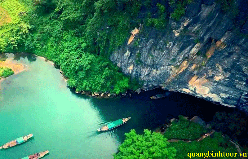 Vườn quốc gia Phong Nha Kẻ Bàng Vườn quốc gia Phong Nha Kẻ Bàng