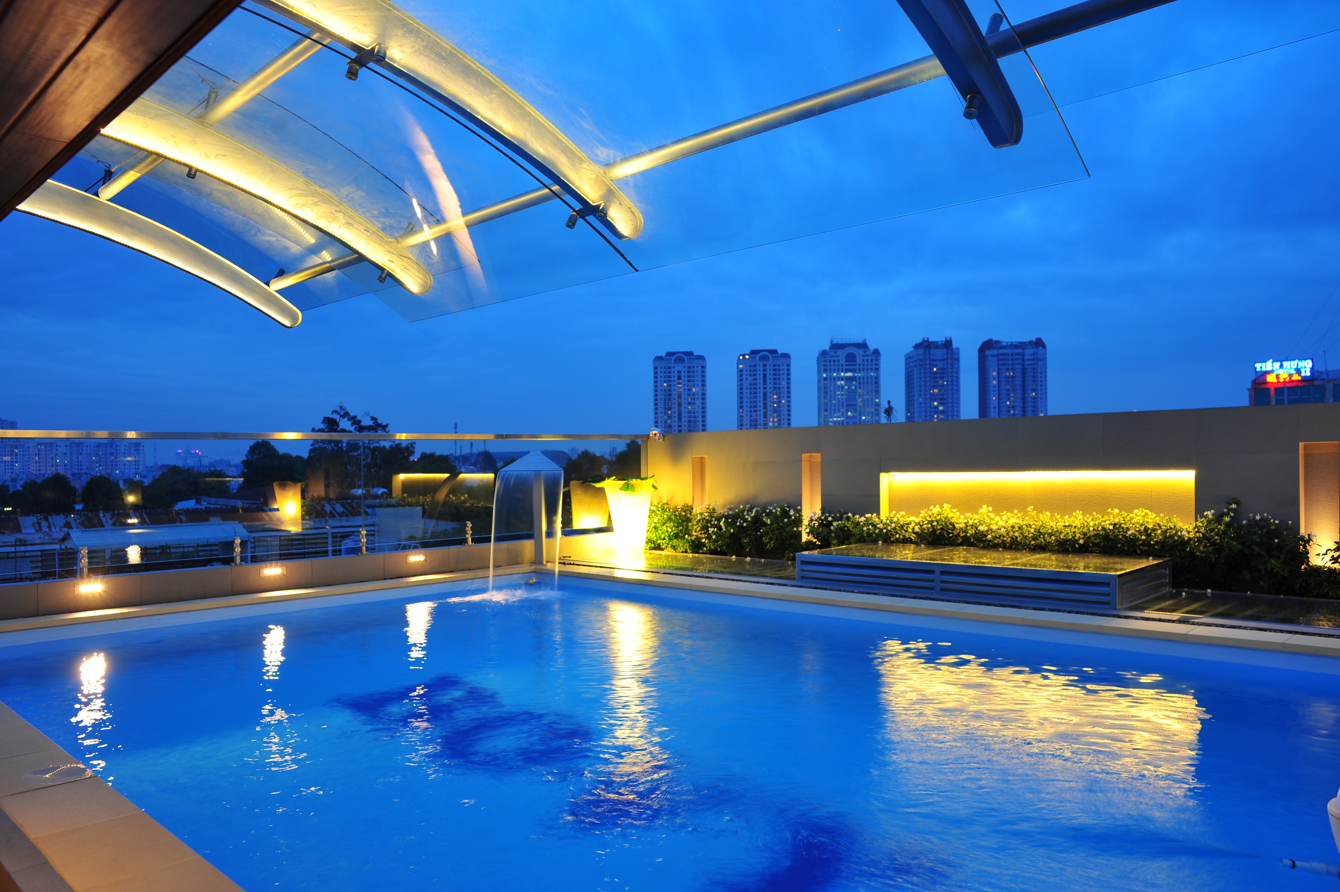 Hồ bơi trên mái thi công trọn gói bời Kiến Trúc Xanh Hồ bơi trên mái thi công trọn gói bời Kiến Trúc Xanh