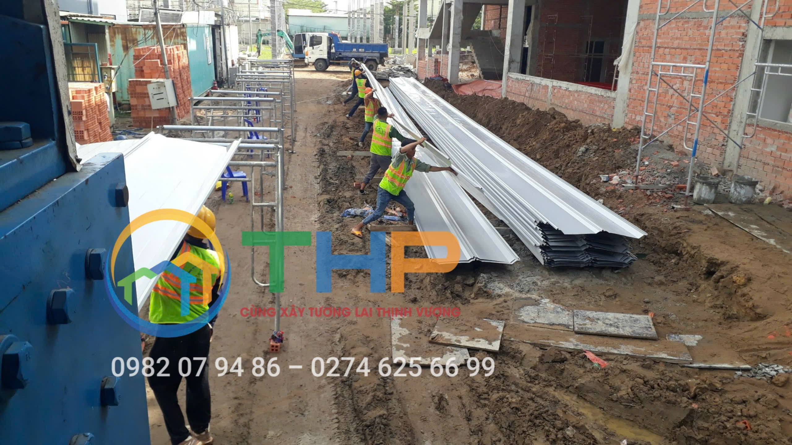 Cán tôn Seamlock (tôn seam) lợp mái nhà xưởng - nhà thép tiền chế