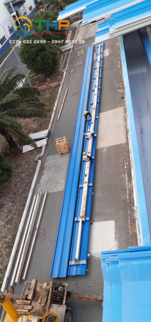 Tôn Seam lock, độ cao sóng 70mm giúp thoát nước nhanh