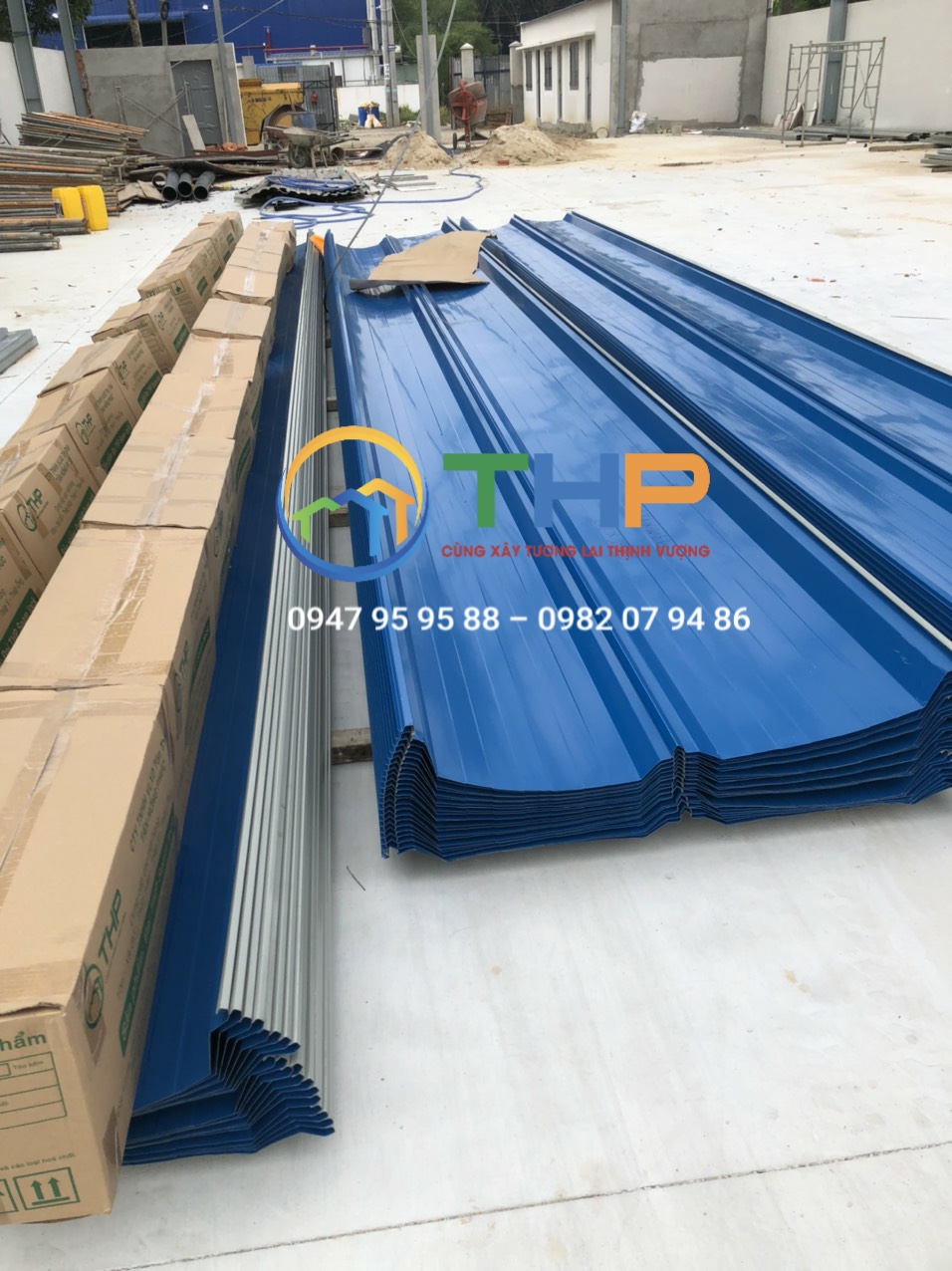 Tôn seamlock cán tại công trình phù hợp với các nhà xưởng có diện tích rộng