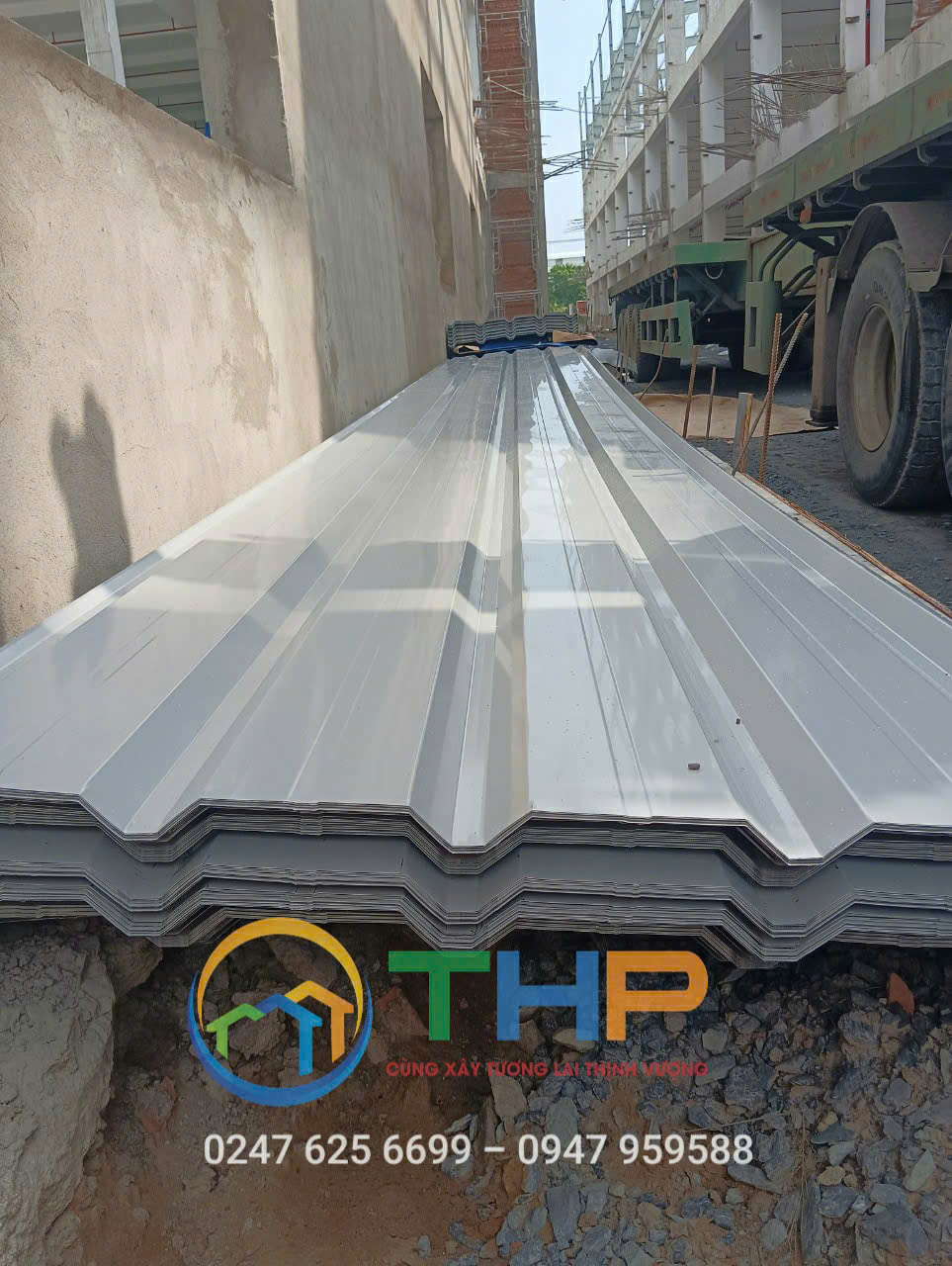 Tôn lạnh cán 5 sóng vuông lợp mái nhà tiền chế Tôn lạnh cán 5 sóng vuông lợp mái nhà tiền chế