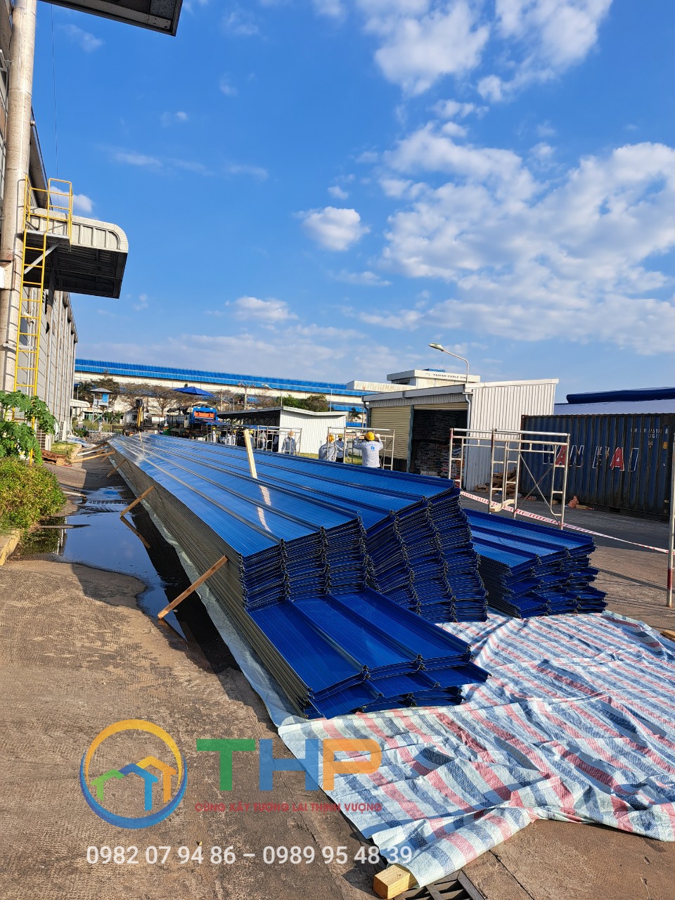 Tôn kliplock lợp mái nhà tiền chế