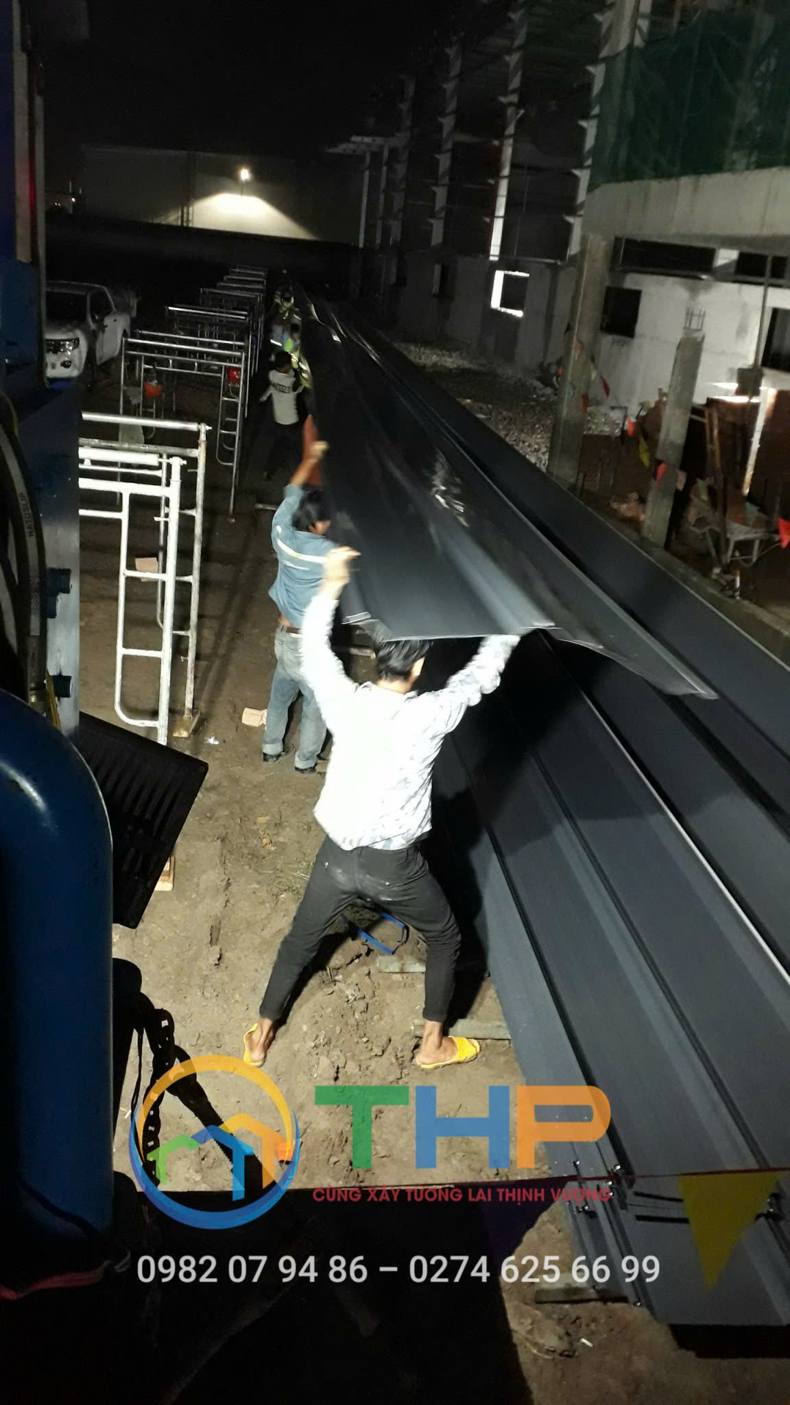 Tôn Seamlock cán tại công trình Tôn Seamlock cán tại công trình