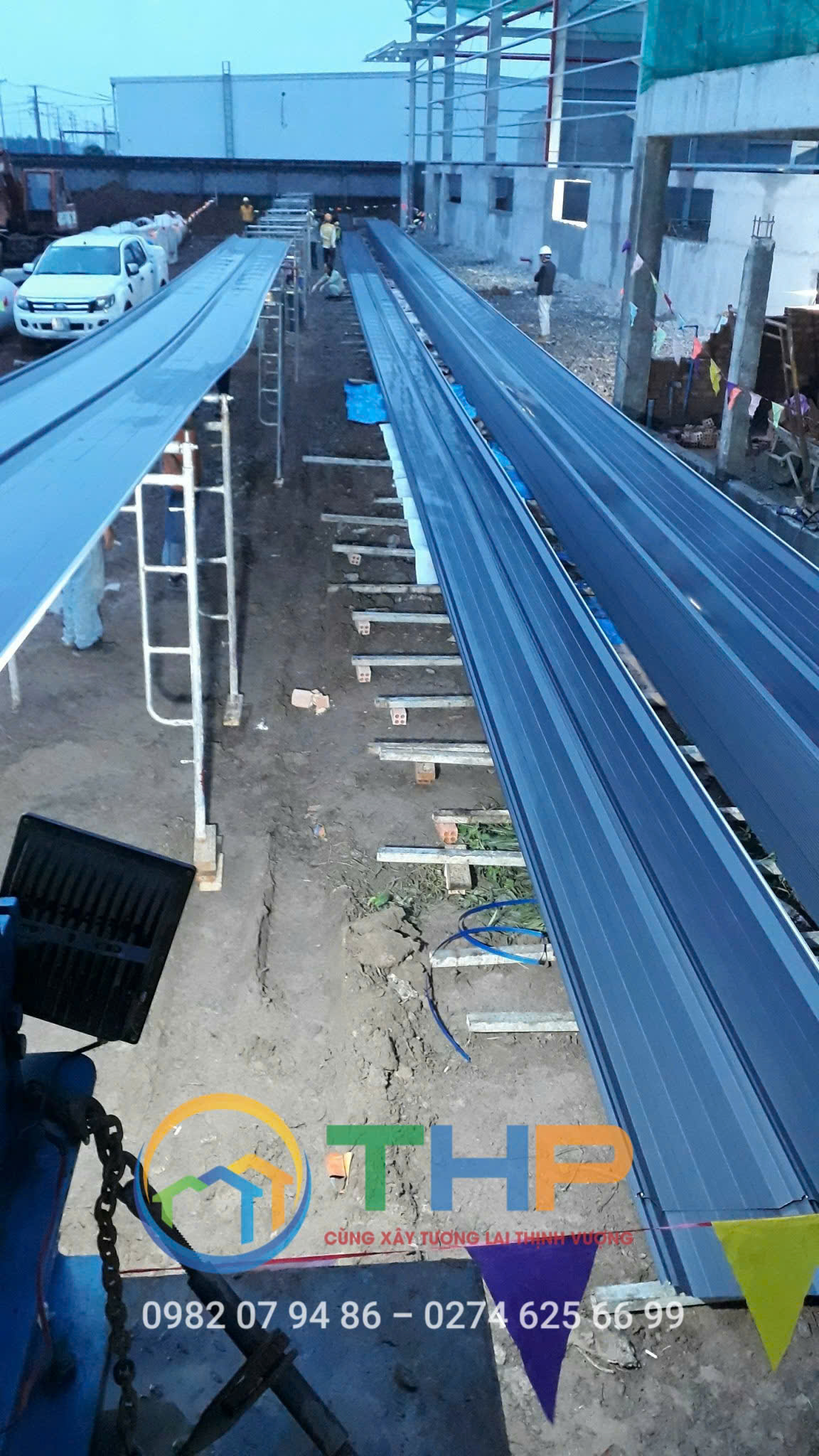 Tôn seamlock lợp mái nhà xưởng - nhà tiền chế Tôn seamlock lợp mái nhà xưởng - nhà tiền chế