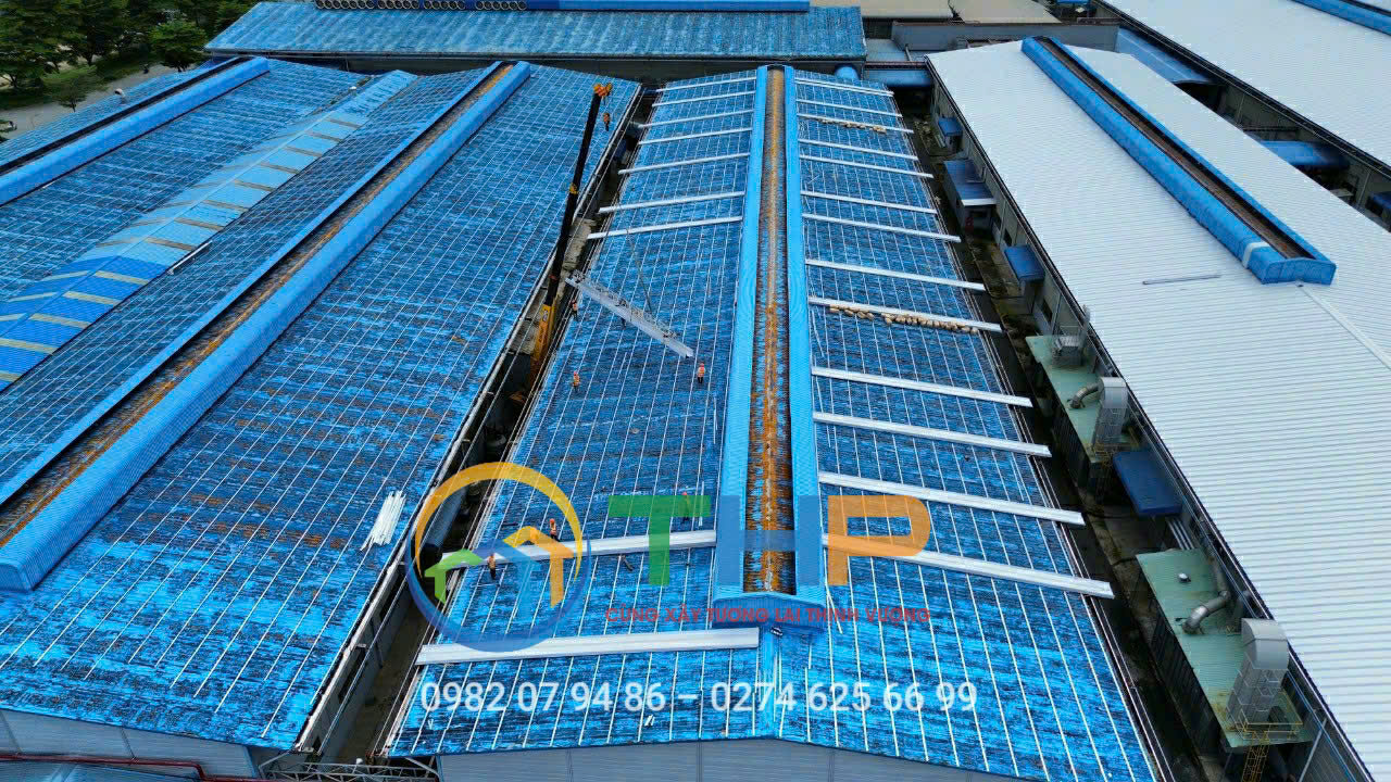 Tôn Seamlock lợp mái nhà xưởng Tôn Seamlock lợp mái nhà xưởng
