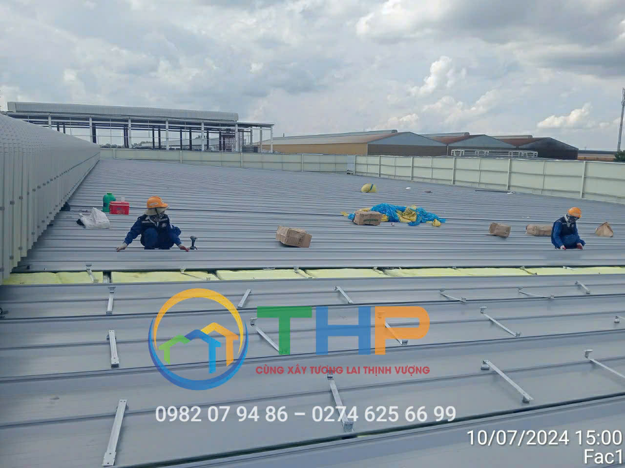 Tôn Seamlock giá rẻ phù hợp cho nhà xưởng có diện tích lớn Tôn Seamlock giá rẻ phù hợp cho nhà xưởng có diện tích lớn