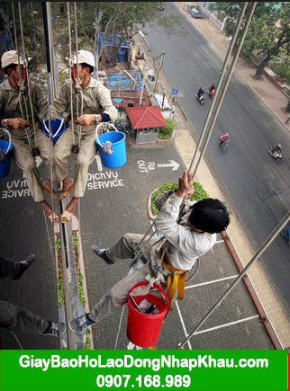 Giày bảo hộ lao động nhập khẩu giá tốt Giày bảo hộ lao động nhập khẩu giá tốt