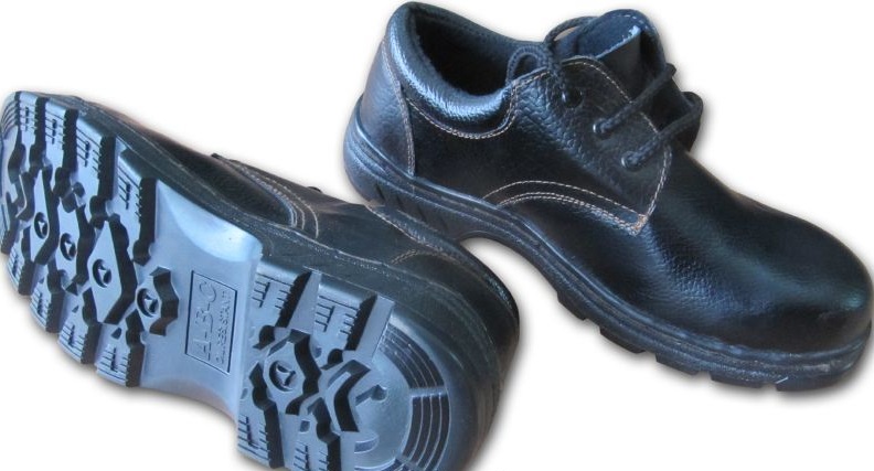 Bán giày bảo hộ Tiger cho mọi người Bán giày bảo hộ Tiger cho mọi người