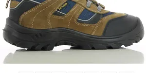 mua giày bảo hộ nhập khẩu quận 4