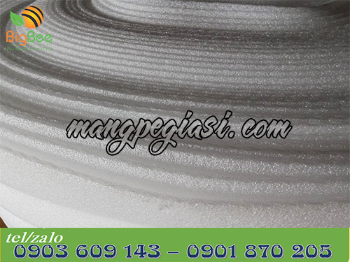 Cuộn xốp foam dày 3li chiều dài 100m