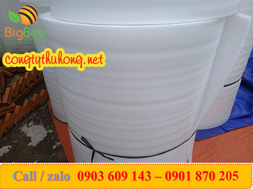Cuộn xốp foam trắng dày 5li * 1m4 * 50m