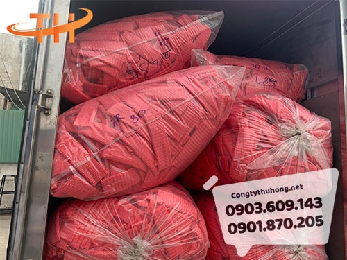 Xốp bọc trái cây màu đỏ tphcm Xốp bọc trái cây màu đỏ tphcm