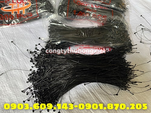 Đạn xỏ nhãn mác Đạn xỏ nhãn mác