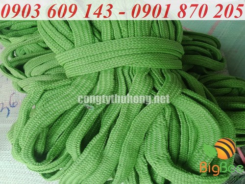 Cuộn dây dù bản dẹt xanh tại kho công ty