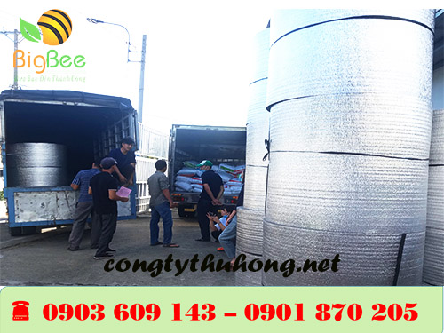 Giao hàng xốp cách nhiệt cho khách hàng sỉ