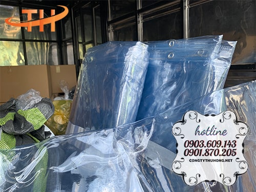 Bạt che mưa nắng trong suốt Bạt che mưa nắng trong suốt