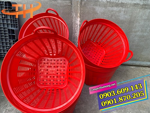 Cần xé trung đựng sầu riêng Cần xé trung đựng sầu riêng