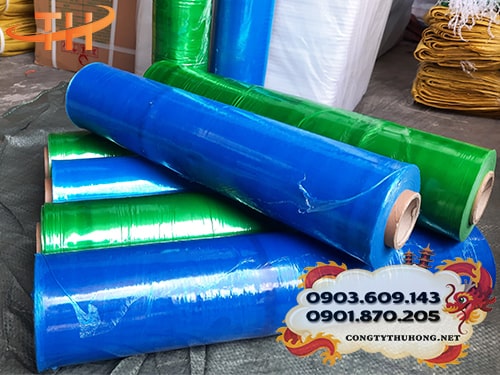 Cuộn màng pe quấn hàng hóa màu xanh