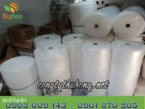 Nhập kho cuộn mút xốp quấn hàng số lượng nhiều