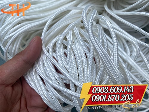 Dây dù ràng hàng trắng Dây dù ràng hàng trắng