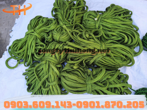 Dây dù ràng hàng