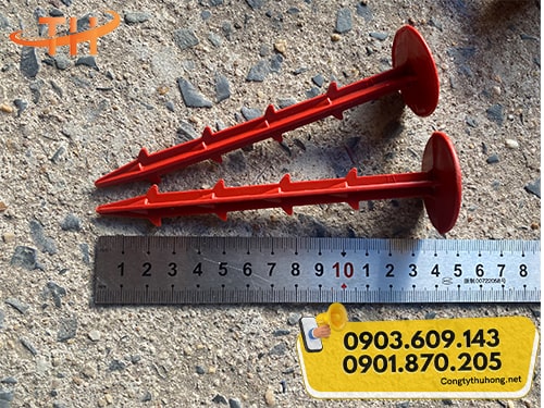 Định ghim màng phủ chống cỏ Định ghim màng phủ chống cỏ