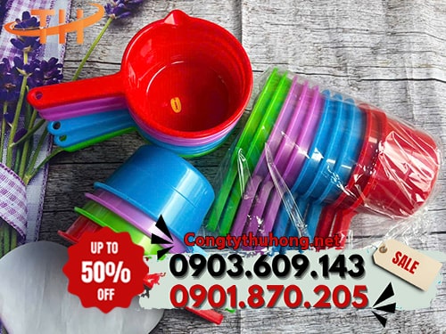 Gáo múc nước đủ màu giá tốt Gáo múc nước đủ màu giá tốt