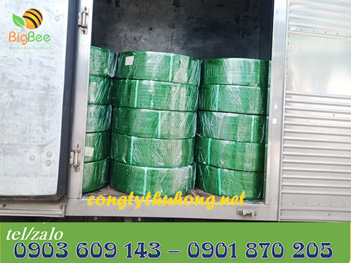 Giao dây đai nhựa PET xanh bản rộng 1f5 cho khách hàng sỉ