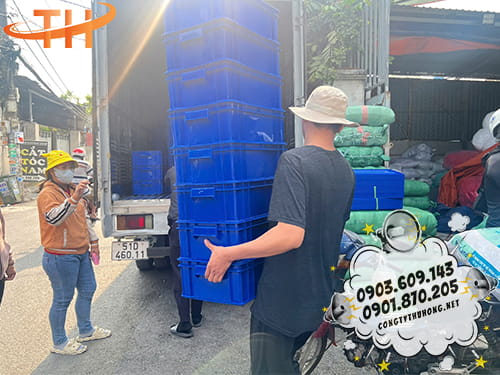 Rổ nhựa đựng hàng hóa Giao rổ nhựa đựng hàng hóa