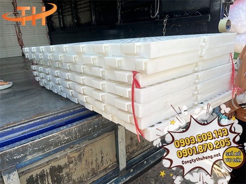 Giao sàn nhựa chăn nuôi giá rẻ Giao sàn nhựa chăn nuôi giá rẻ