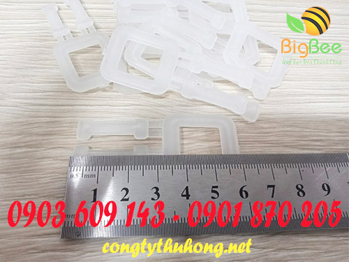 Bọ khóa đai nhựa có chiều dài 6cm, dày 4mm
