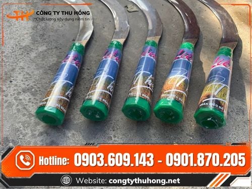 Liềm thép cắt cỏ Liềm thép cắt cỏ giá tốt
