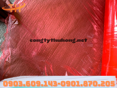 Màng chít màu đỏ